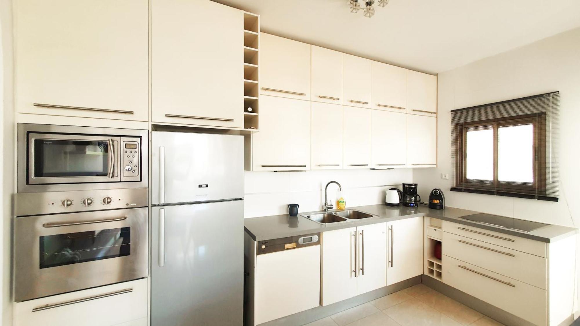 Bnb Israel Apartments - Harav Kook Lilas 特拉维夫 外观 照片
